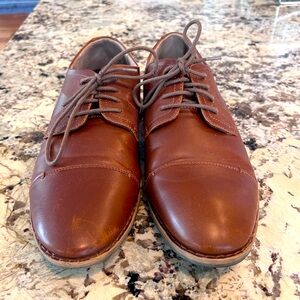 Men’s dress shoes 8